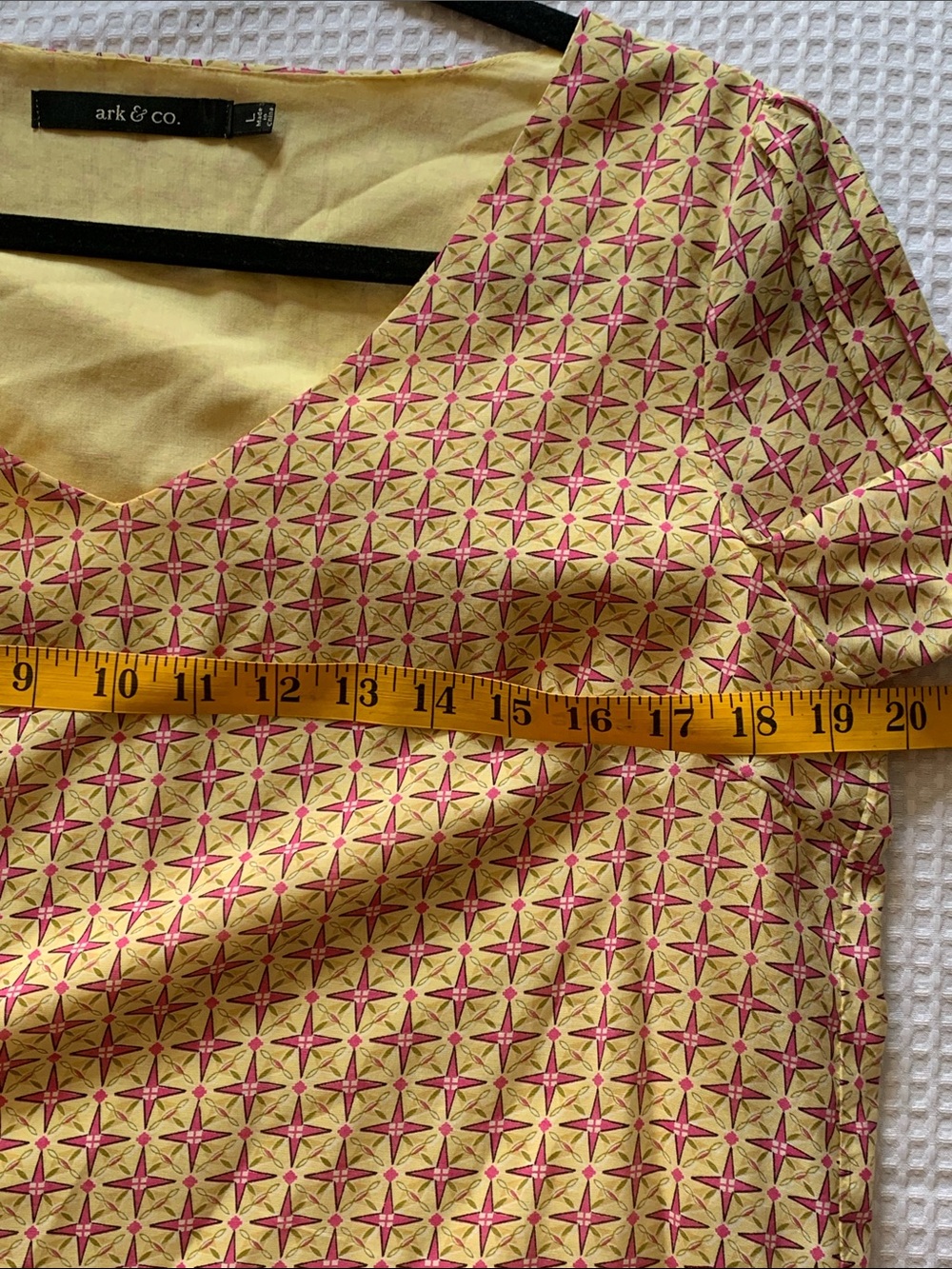 Yellow Patterned V-Neck Bell Sleeve boho cottagecore garden party Tunic top - Picture 8 of 9